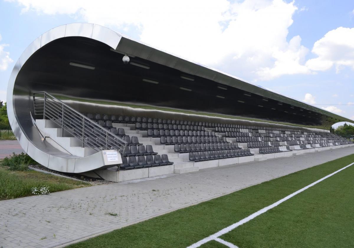 Krzesełka stadionowe cena - 1