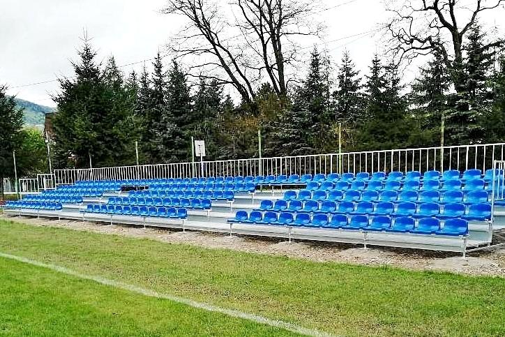 krzesełka stadionowe i trybuny sportowe producent prostar poznań 